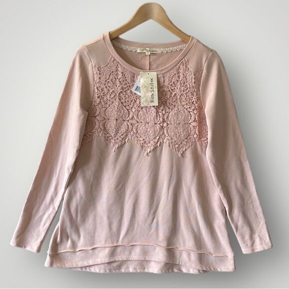 Rewind Tops - 5 for $40  NWT Rewind Top Blouse Shirt Size M